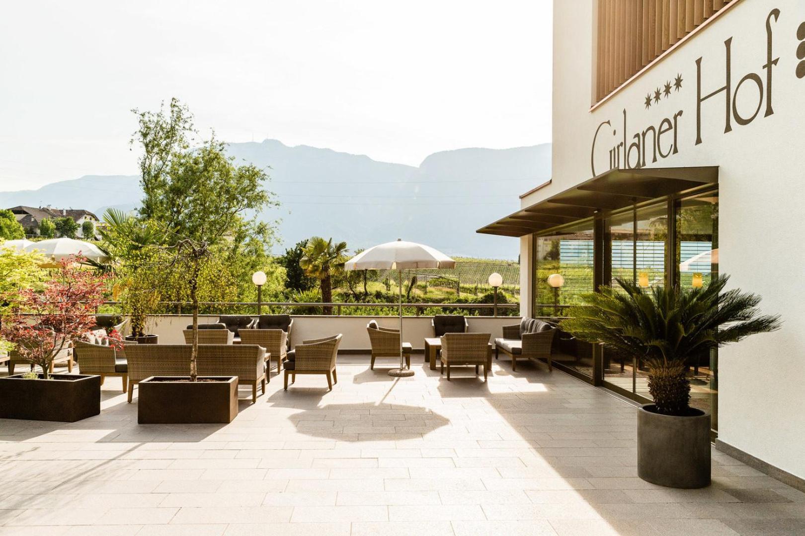Hotel Girlanerhof Appiano Sulla Strada Del Vino Exterior foto